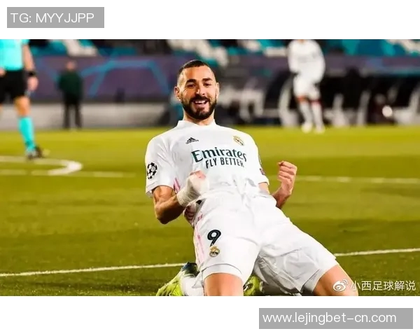 怀念去世足球解说员的激情与智慧,重温他们带来的精彩瞬间与感动 怀念去世足球解说员的激情与智慧,重温他们带来的精彩瞬间与感动